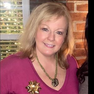 Meet your Posher, Janet